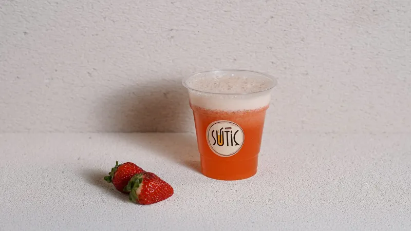Çilekli Limonata